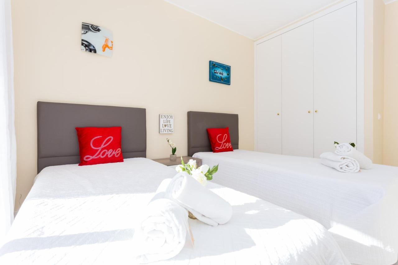 Litoralmar Beachfront Apartment Portimao Exterior photo